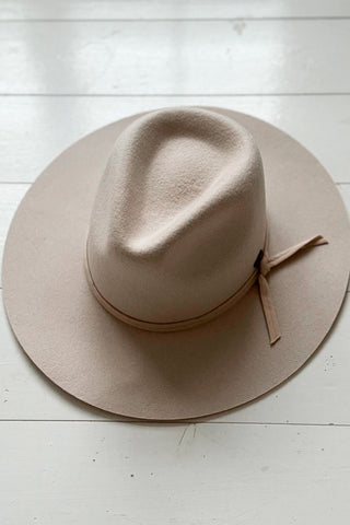 Cohen cowboy hat, dove