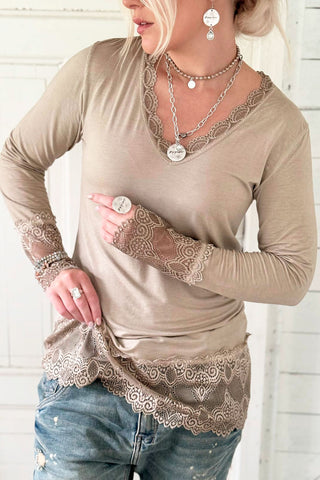 True romance lace top, nougat